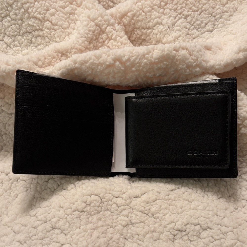 Coach Black Leather Card Holder - Picture 3 of 6